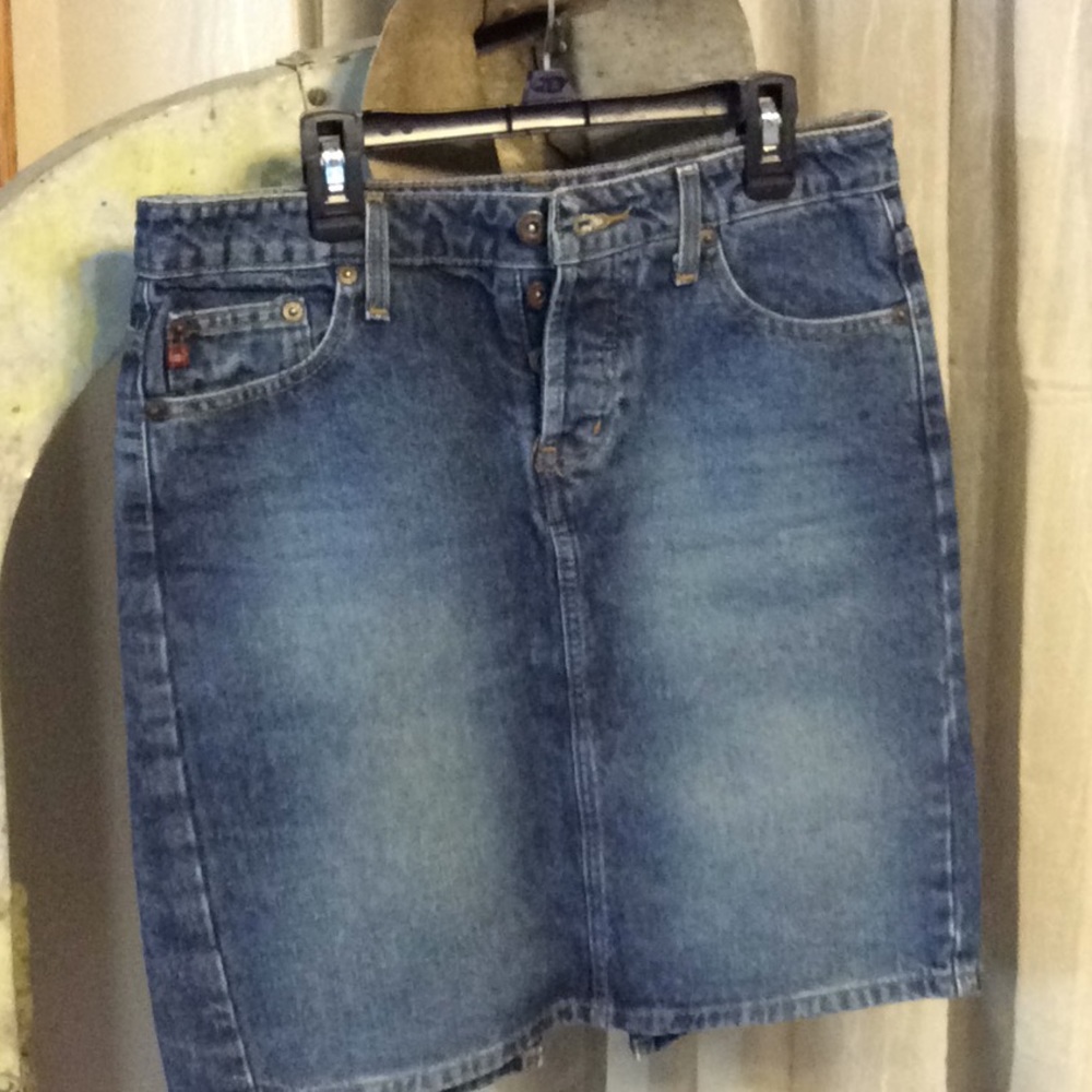 Lei jean skirt